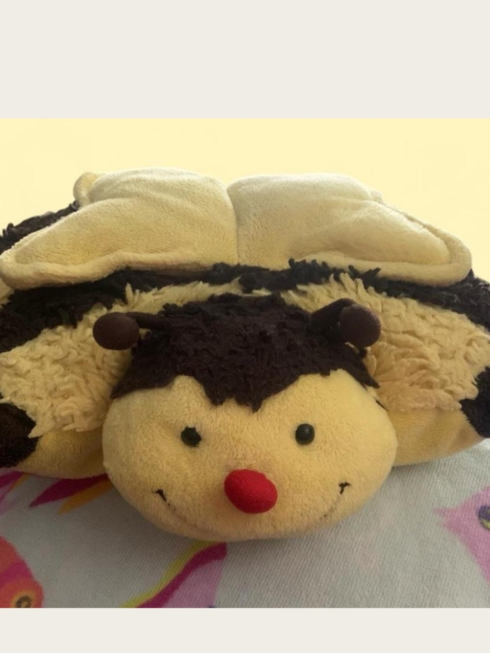 Pillow Pets Pee-Wees Bumble Bee 2010 12 Inch Folding Pillowpet Plush Stuffed Toy